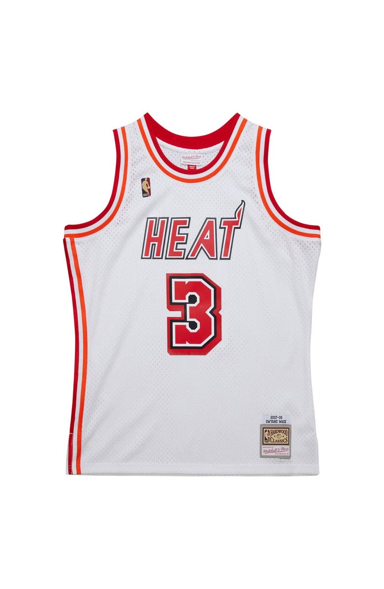 Mitchell & Ness Men's Mitchell & Ness Dwyane Wade White Miami Heat 2007/08 Hardwood Classics Swingman Jersey, Alternate, color,