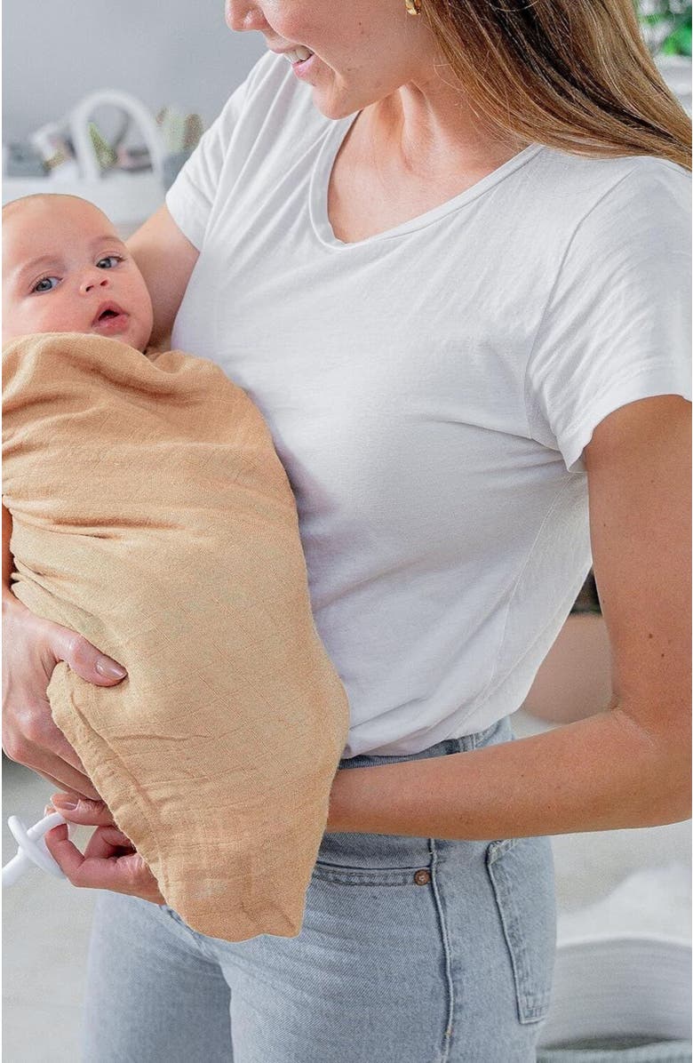 Comfy Cubs Muslin Swaddle Blanket, 2 Pack, Alternate, color, Cedar & Caramel