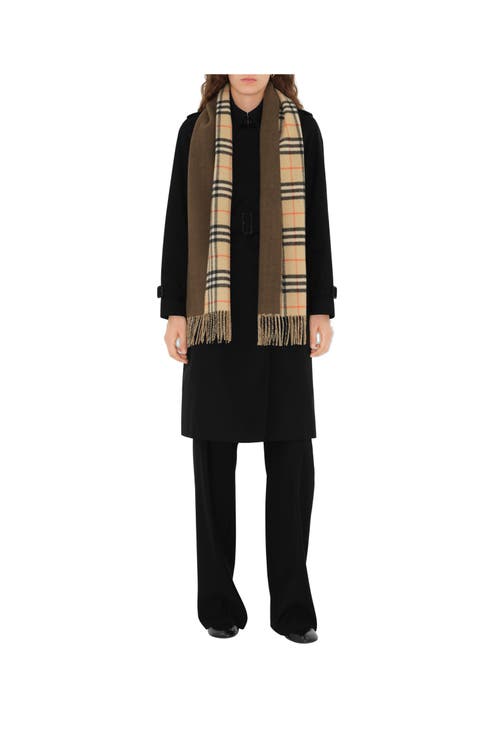 Burberry Reversible Check Cashmere Scarf In Sand/bison