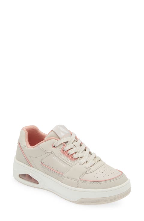 Uno Court Courted Sneaker (Women)