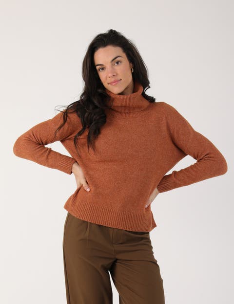 Shelly Turtle Neck