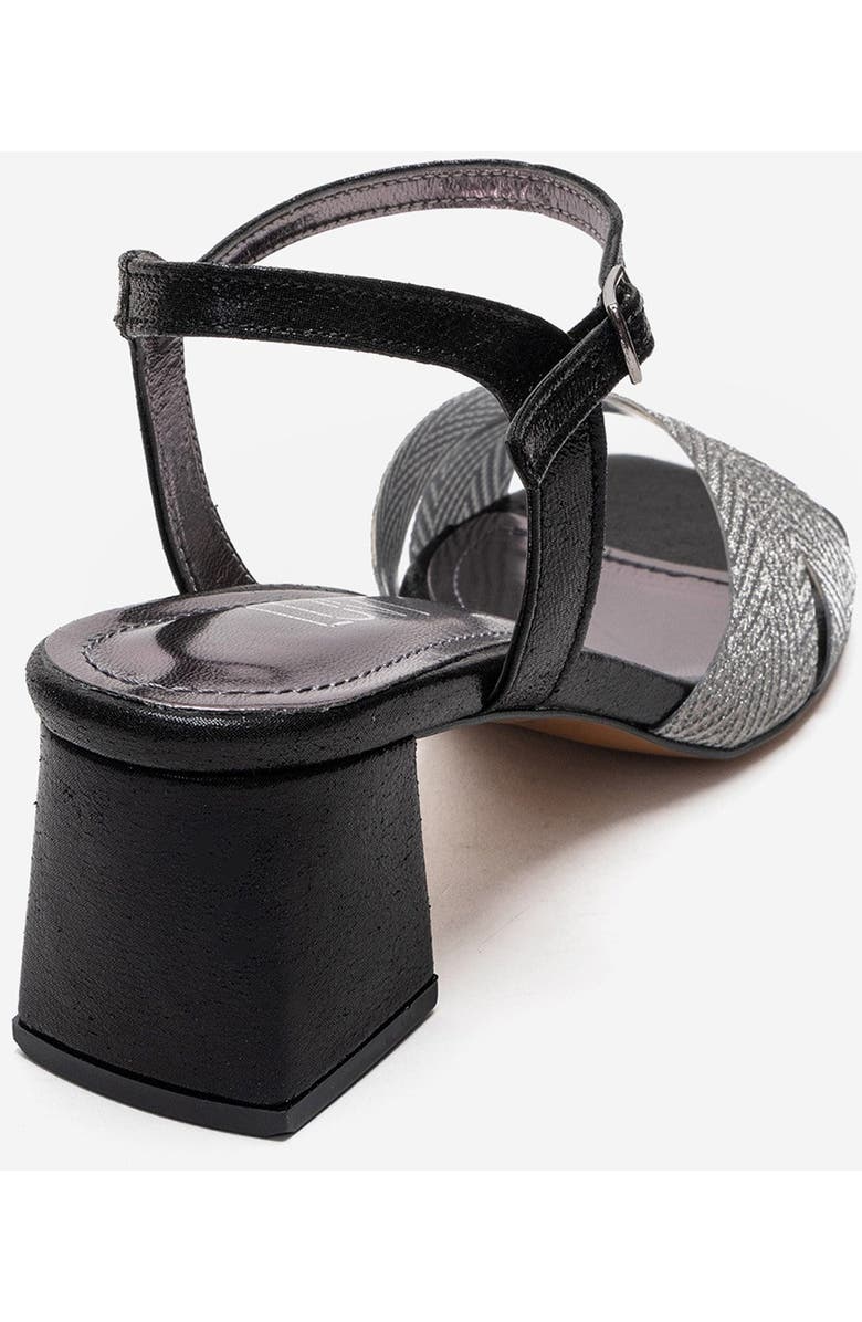 Prologue Shoes Milagro Block Heel Sandal, Alternate, color, Black