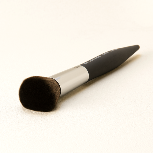 Omnia Brush Pro Large Dome Makeup Brush In Black