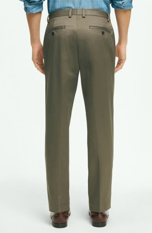 Brooks Brothers Regular Fit Stretch Cotton Advantage Chinos In Magnet