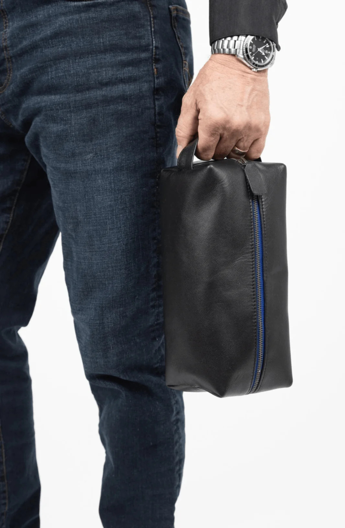 Deux Mains Iron Tight Toiletry Bag, Alternate, color, Black