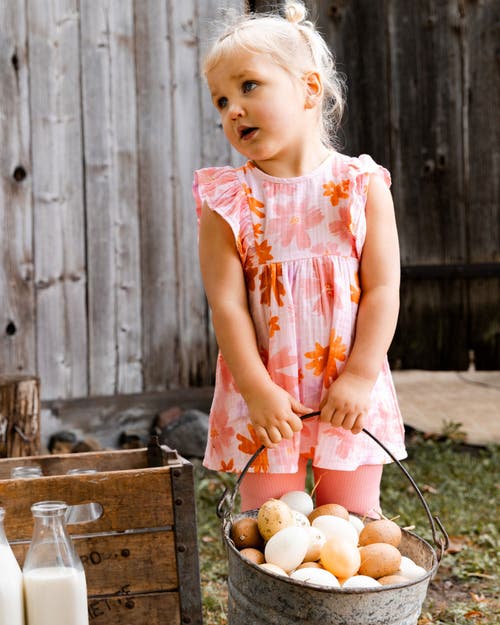 DEUX PAR DEUX DEUX PAR DEUX LITTLE GIRL'S PRINTED TUNIC AND SOLID LEGGINGS SET PINK AND CORAL FLOWERS