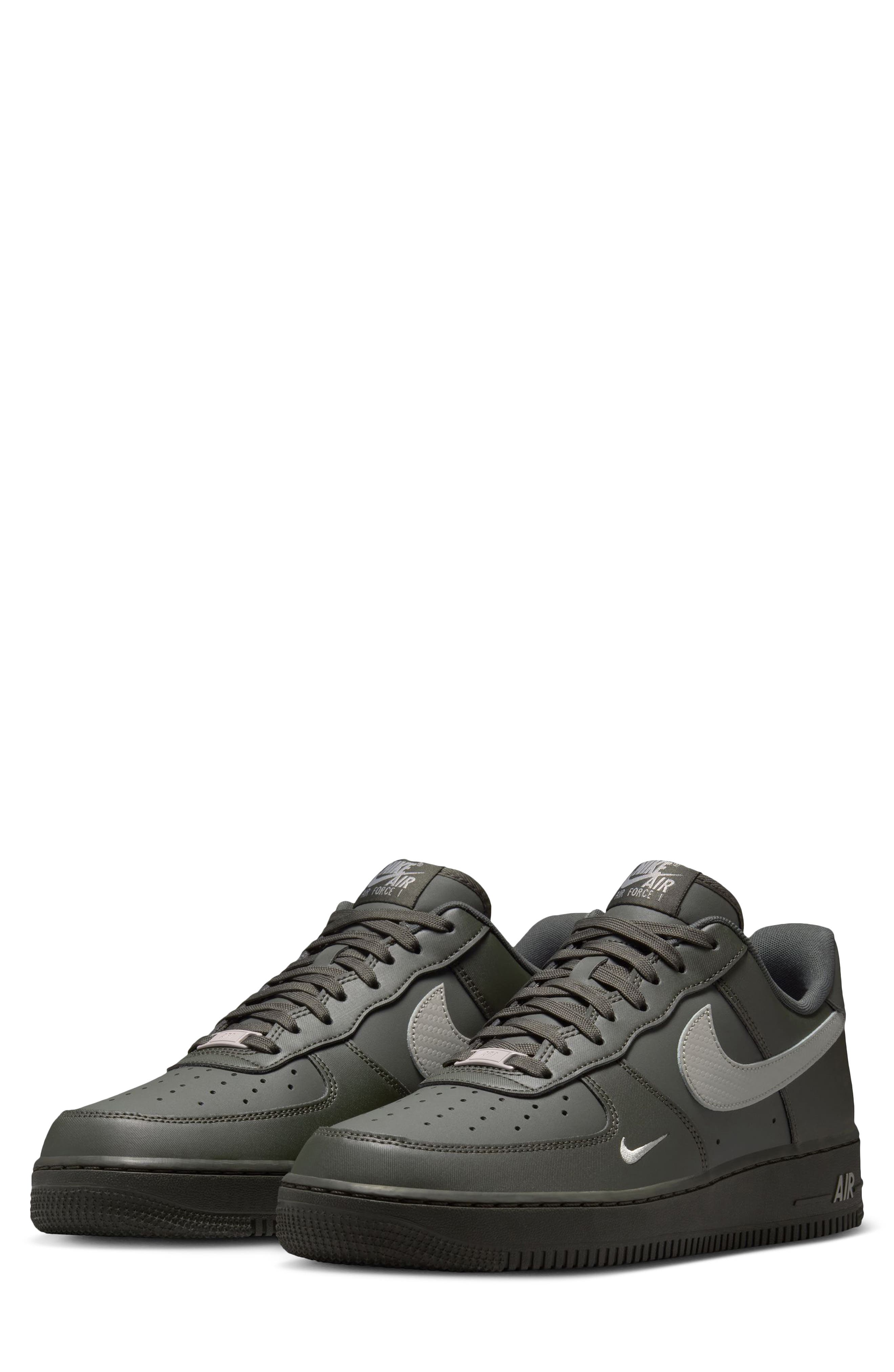 NEWSPRINT/ COLLEGE GREY