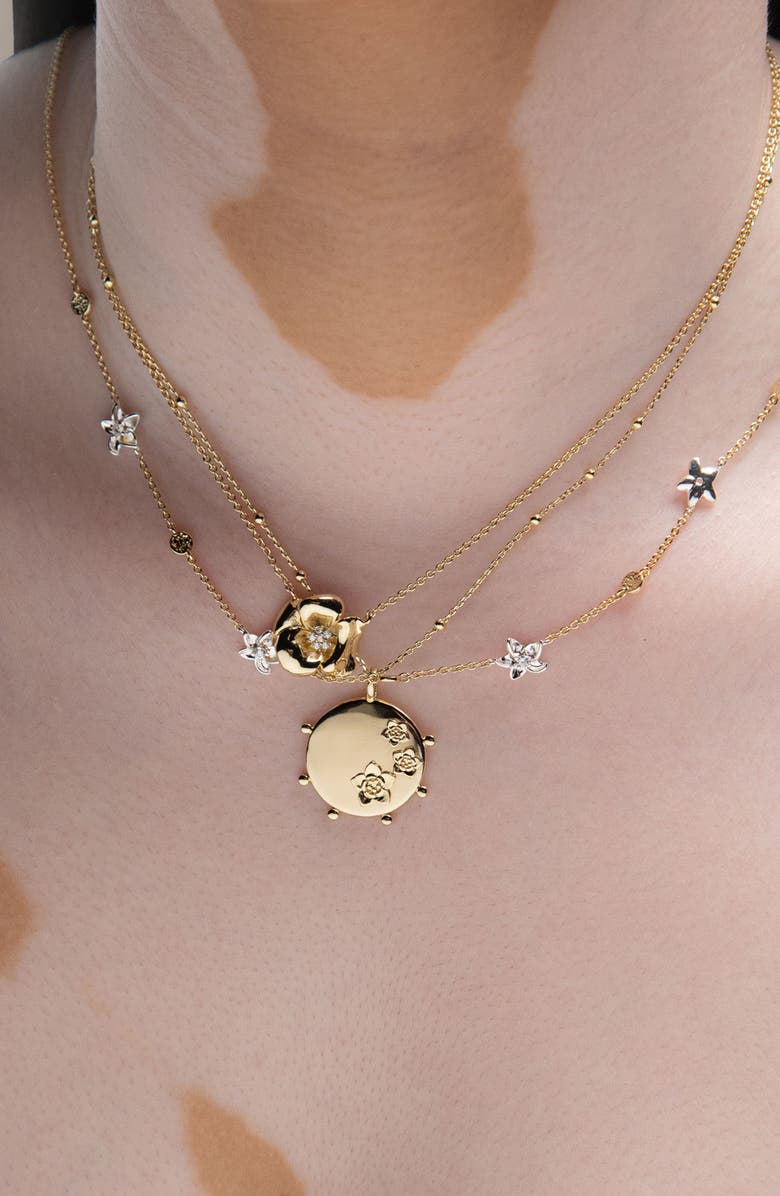 YOJ Mali Flower Pendant Short Necklace in Gold, Alternate, color, Gold