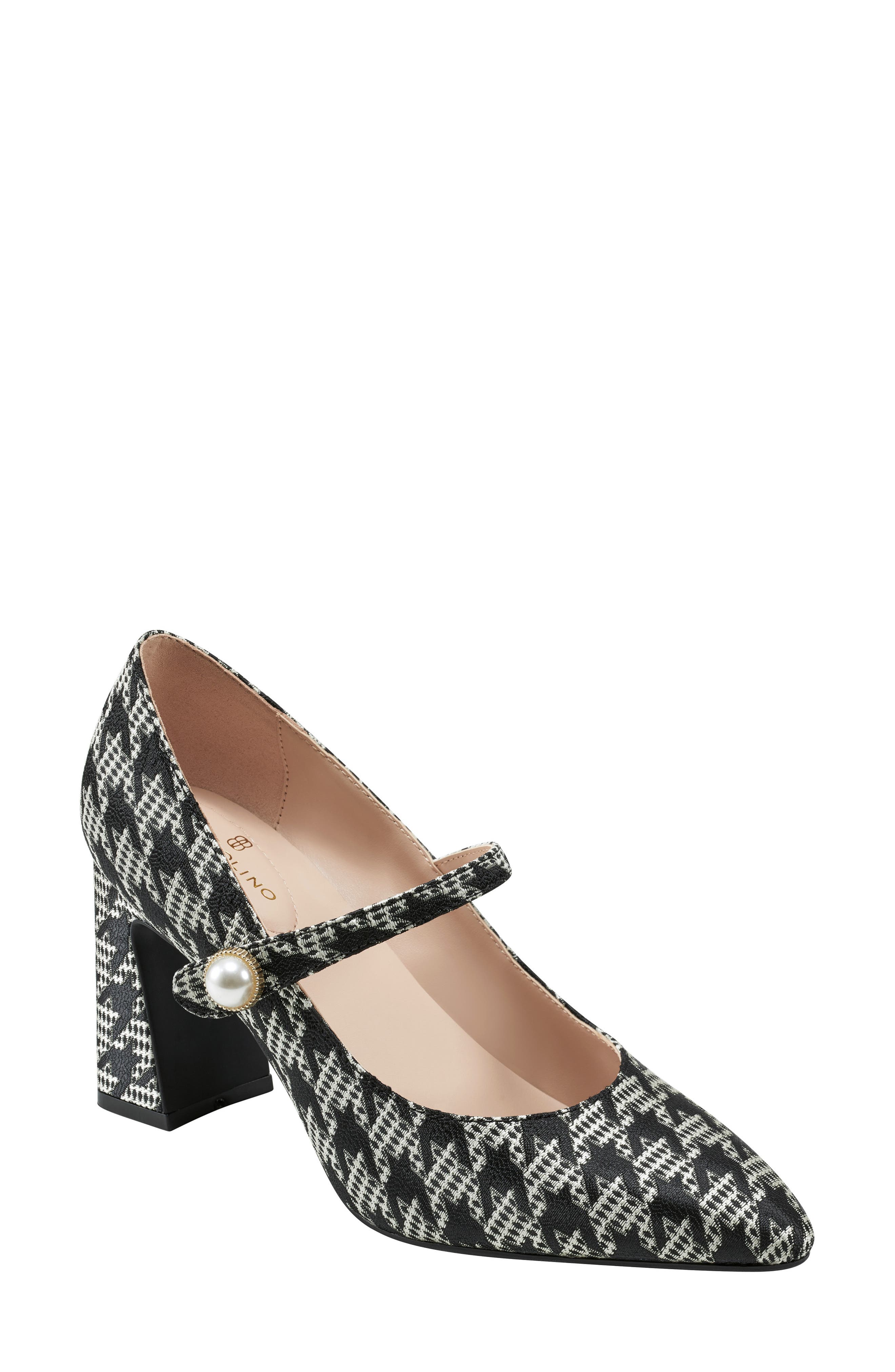 Bandolino Kirsten Pump in Black/white Houndstooth 