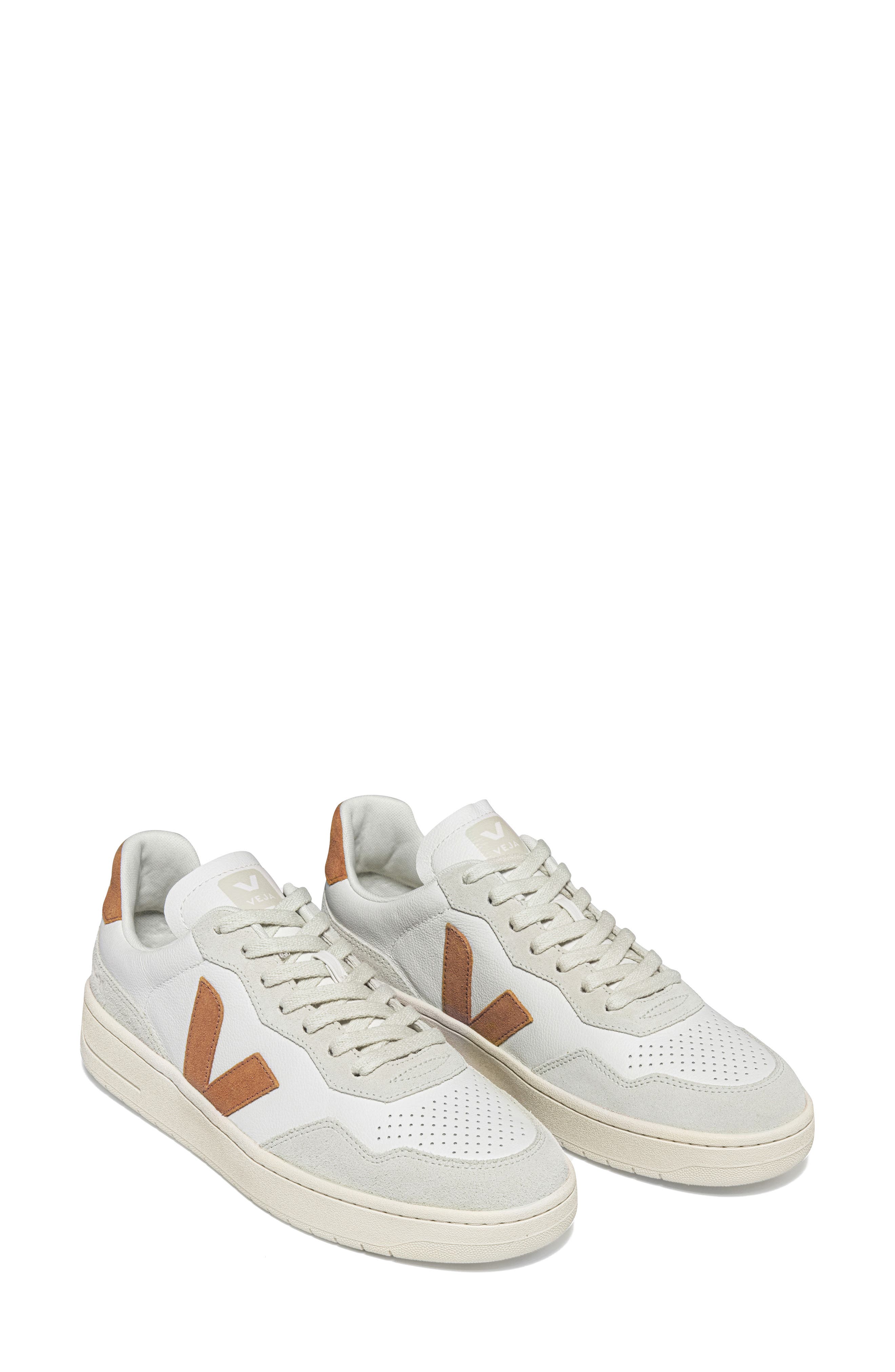 Veja V-90 Leather Sneaker