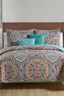 VCNY HOME Yara Reversible Medallion Quilt Set - Twin/TwinXL