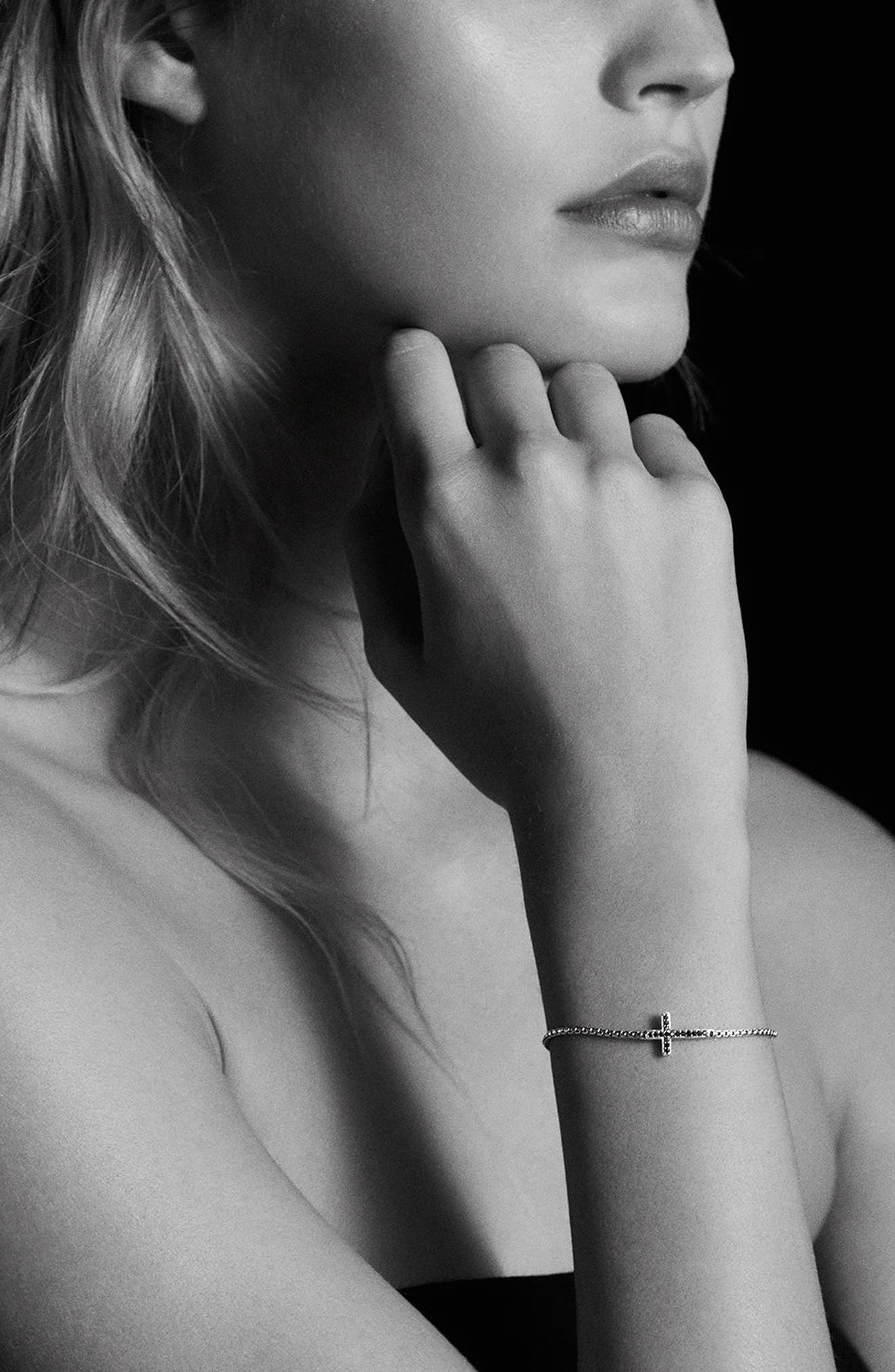 David Yurman Petite Pavé Cross Chain Bracelet with Diamonds (Women ...