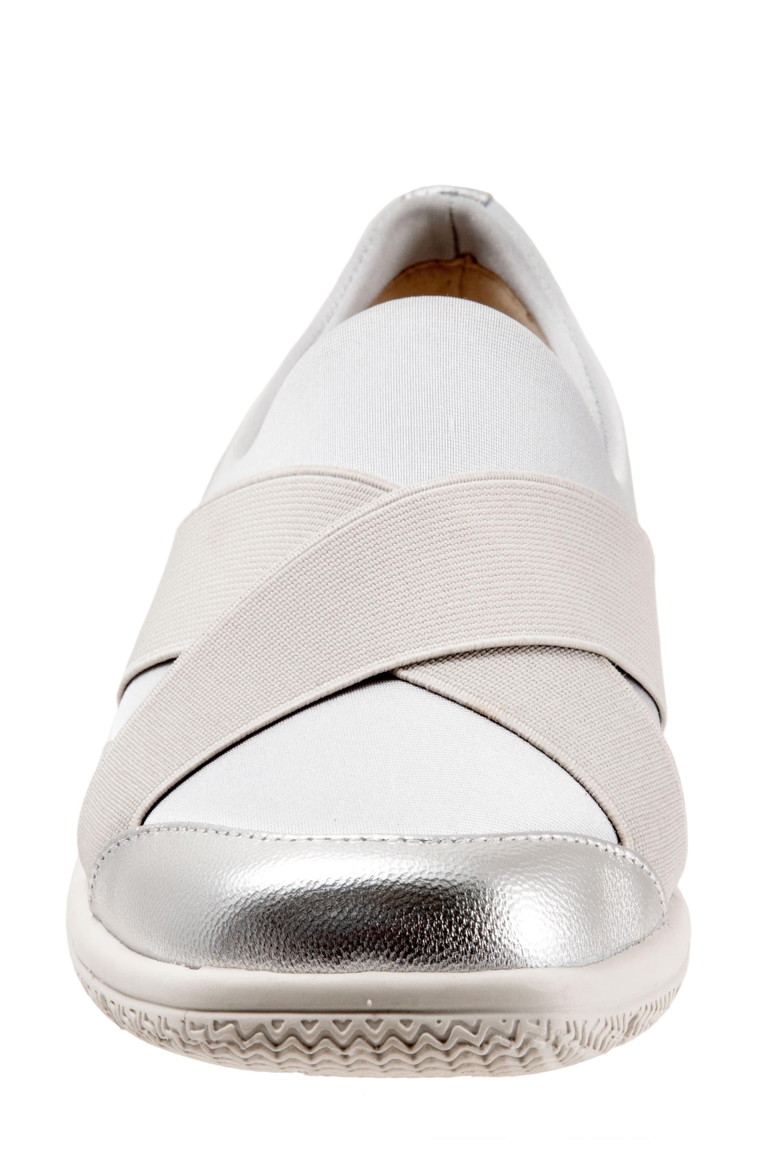Trotters Urbana Slip-On, Alternate, color, Silver Metallic