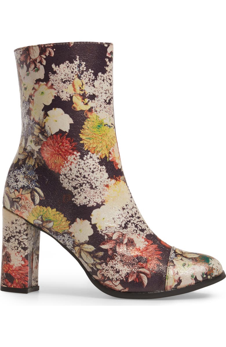 Coconuts by Matisse Cocunuts by Matisse La Brea Boot, Alternate, color,