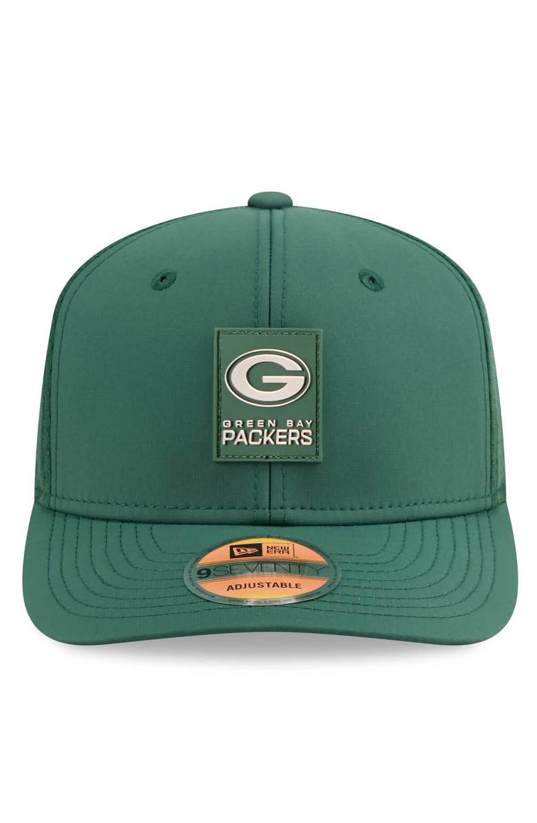 New Era Men's New Era Green Green Bay Packers 2025 Sideline  9SEVENTY Trucker Adjustable Hat, Alternate, color, Green