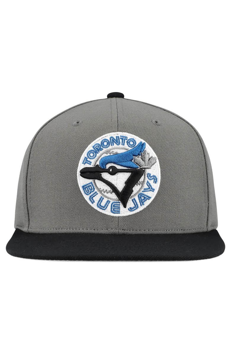 Mitchell & Ness Men's Mitchell & Ness Gray Toronto Blue Jays Cooperstown Collection Basic Flip Snapback Hat, Alternate, color, Gray