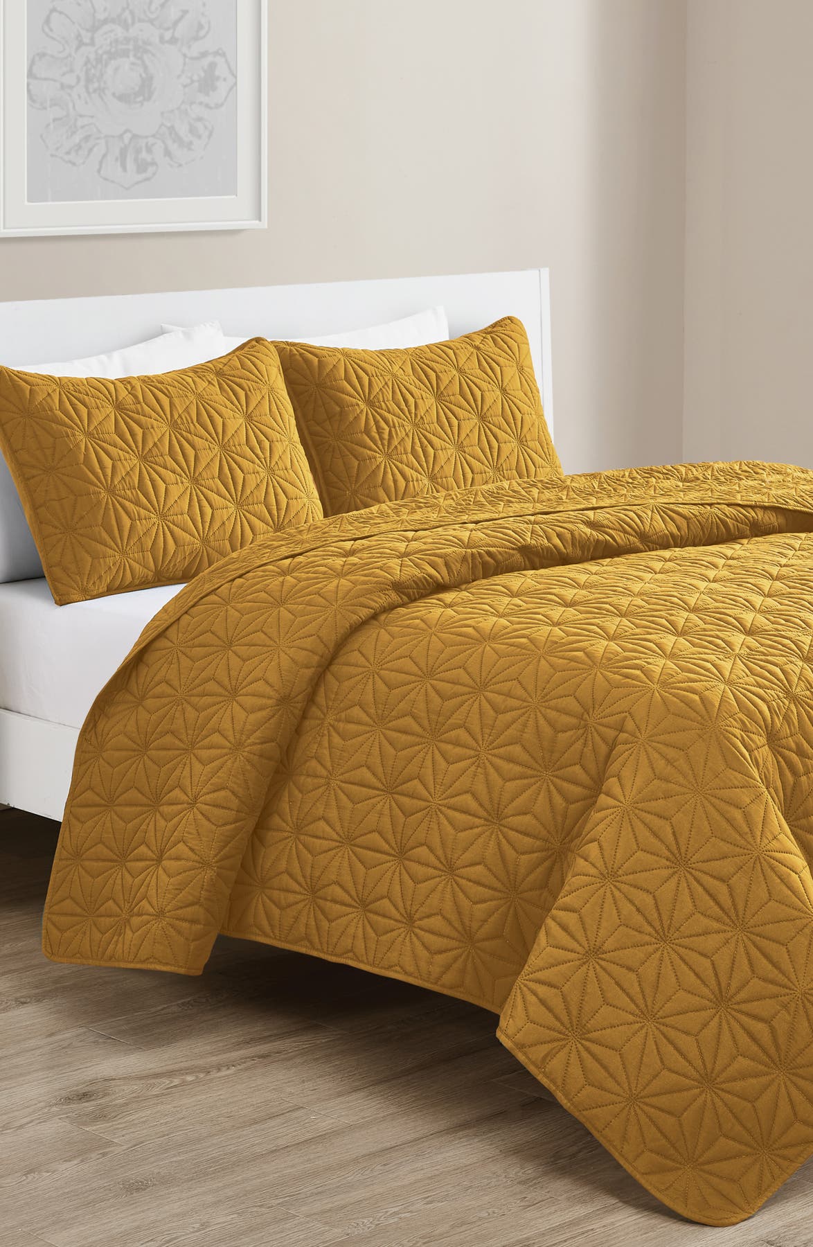 Vcny Home Kaleidoscope Embossed Geometric Quilt Set — King