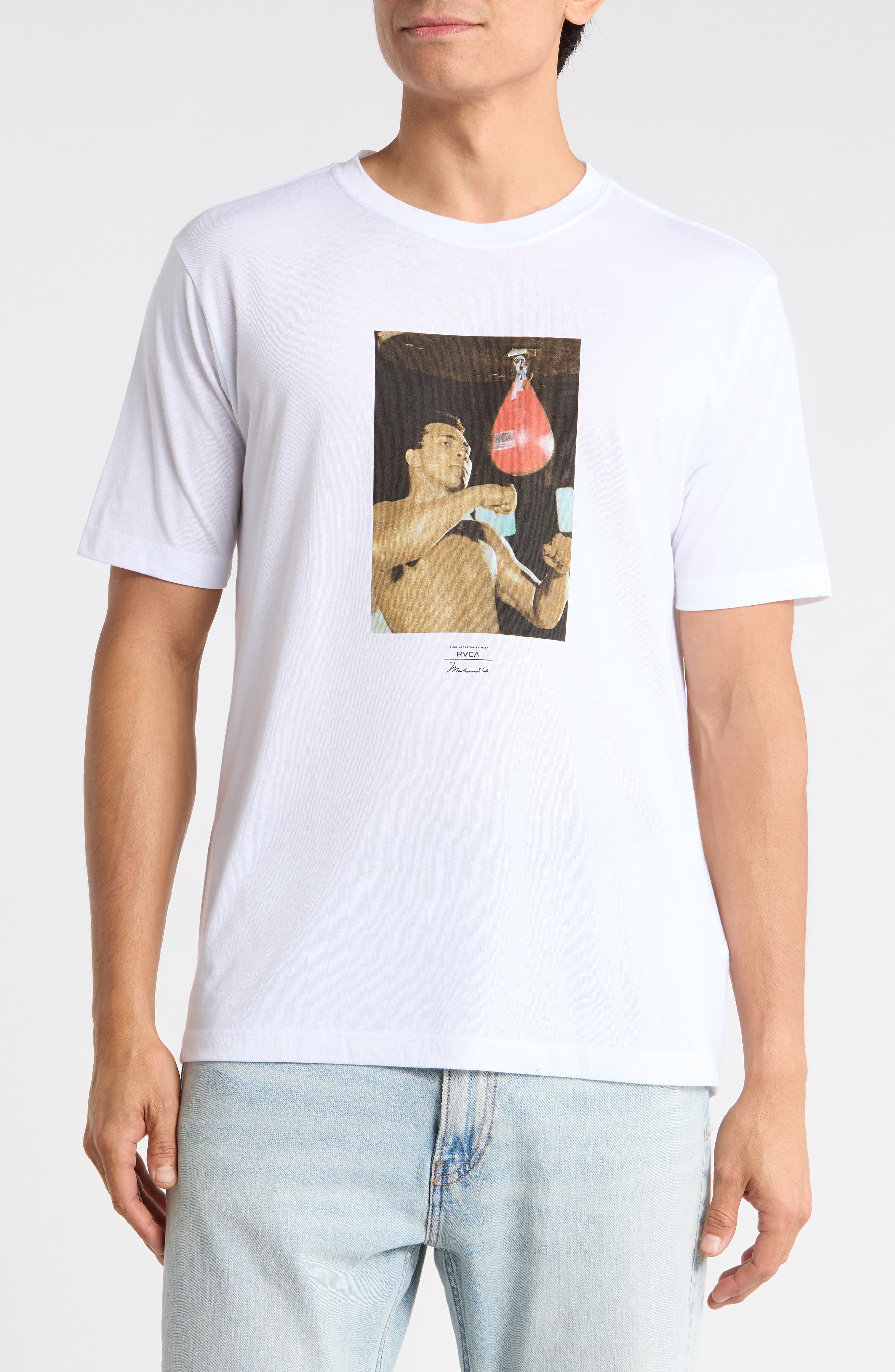 Sting Like A Bee Graphic T-Shirt