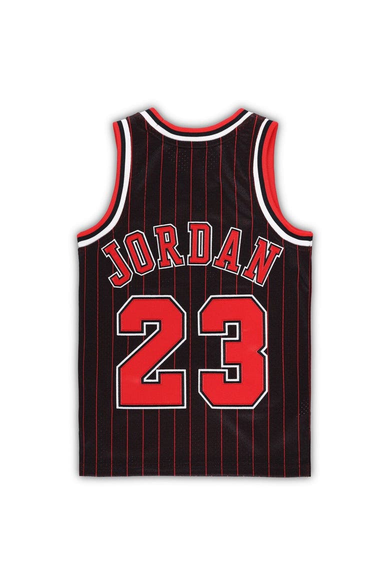 Preschool Mitchell & Ness Michael Jordan Black Chicago Bulls 1996/97 Hardwood Classics Authentic Jersey, Alternate, color, Black