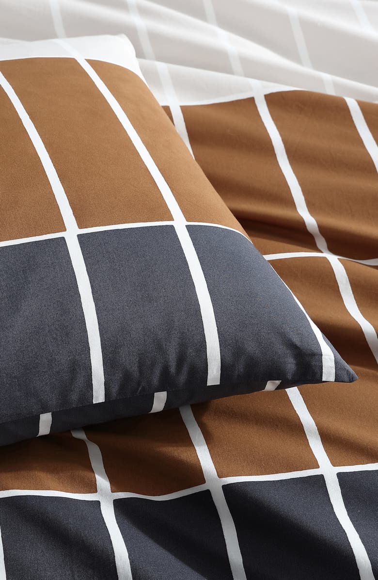 Marimekko Tiiliskivi Raita Duvet Cover & Shams Set, Alternate, color, Charcoal Grey