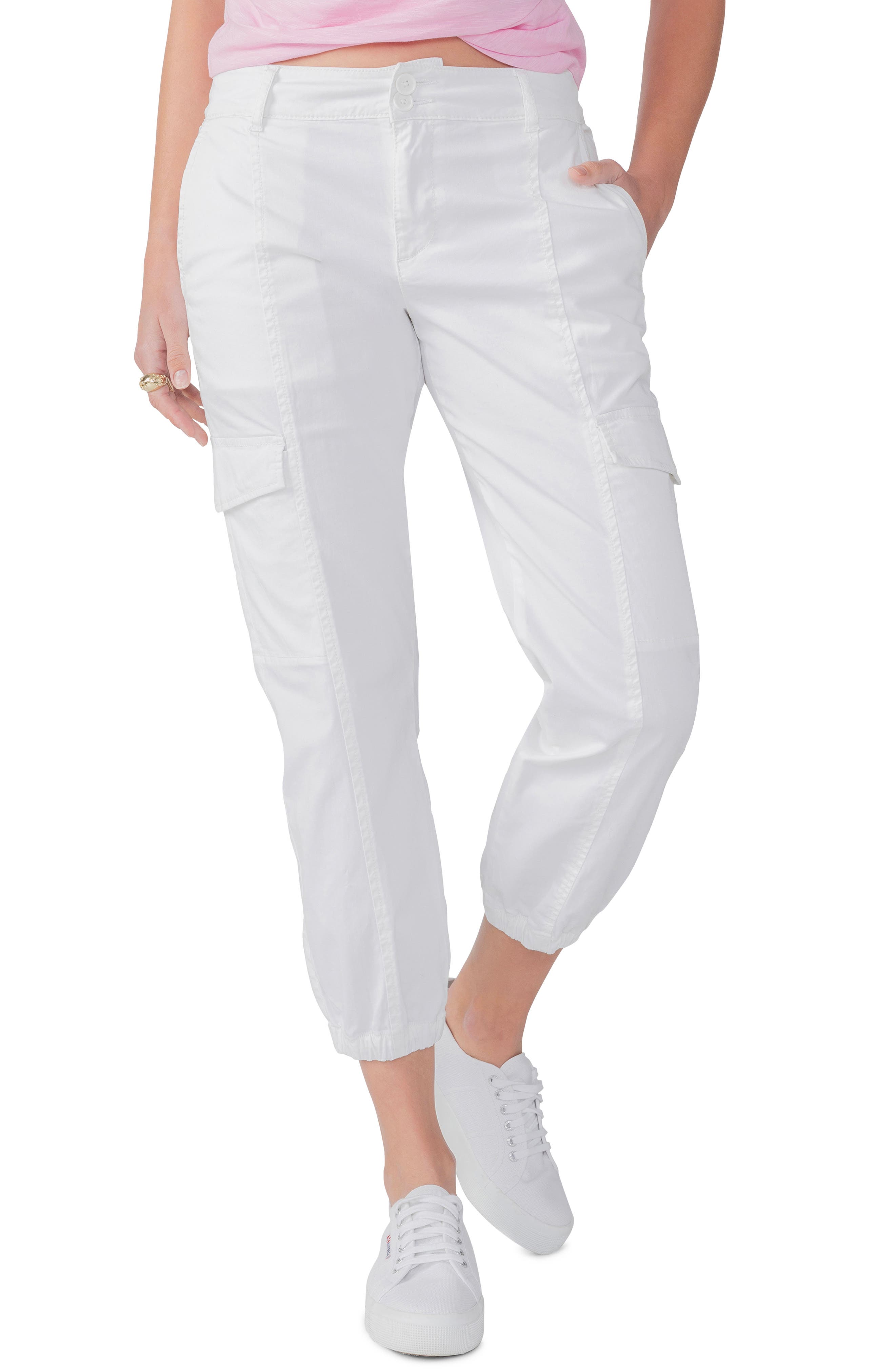 white nike capri pants