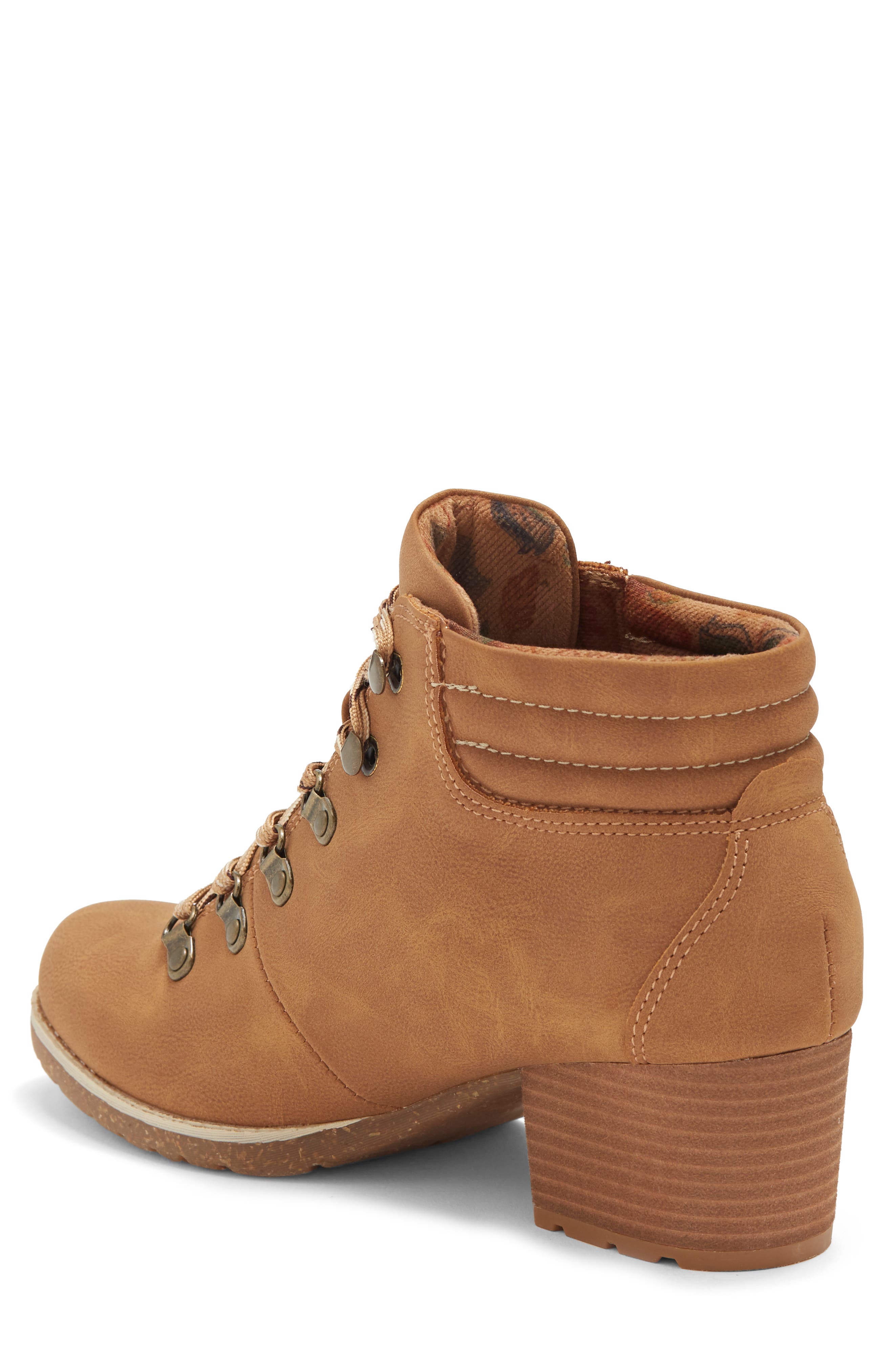 Børn Born Carson Bootie, Alternate, color, Tan Nubuck