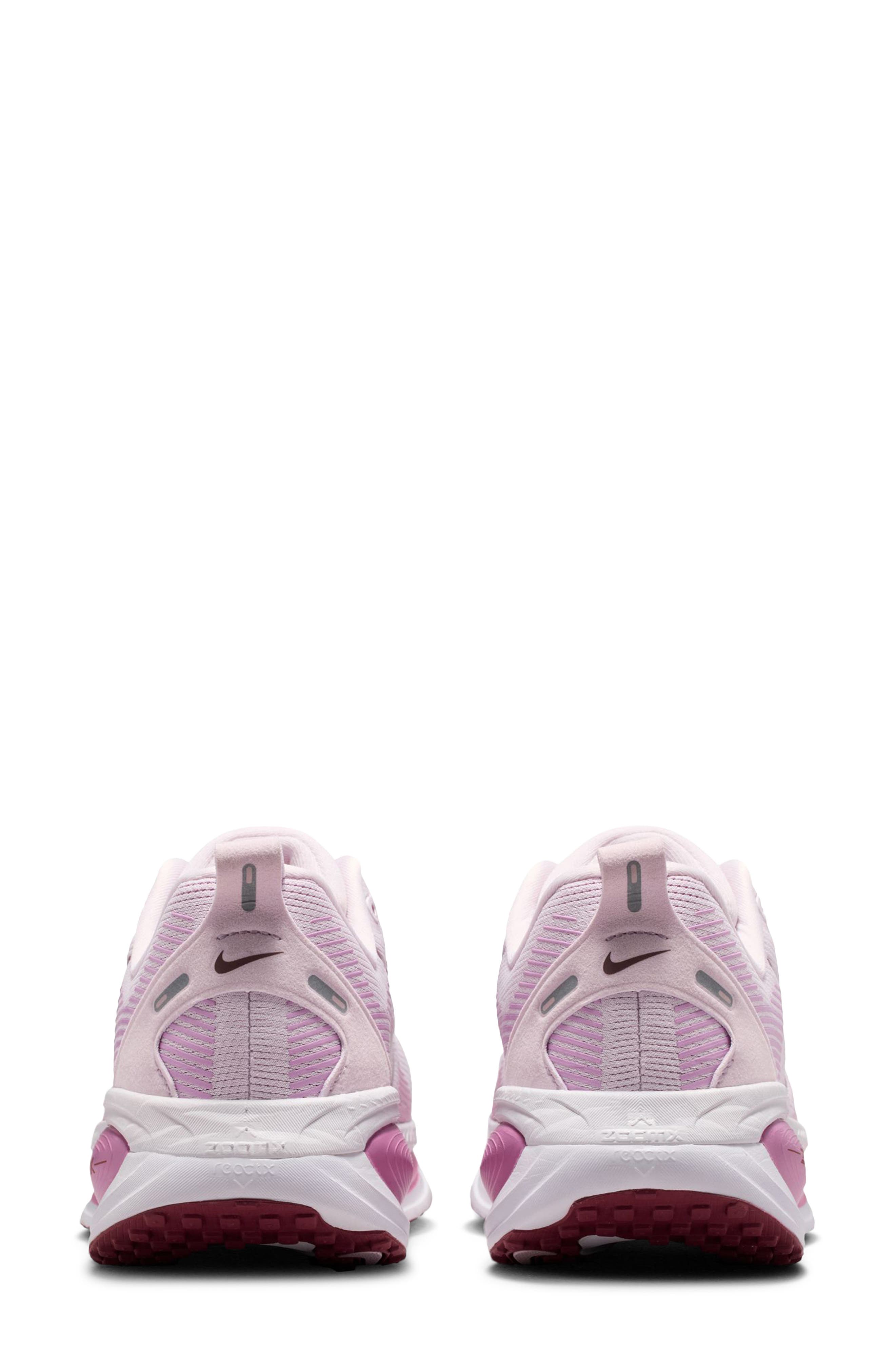 Nike Vomero 18 Running Shoe, Alternate, color, Blelil/ Pink Smoke