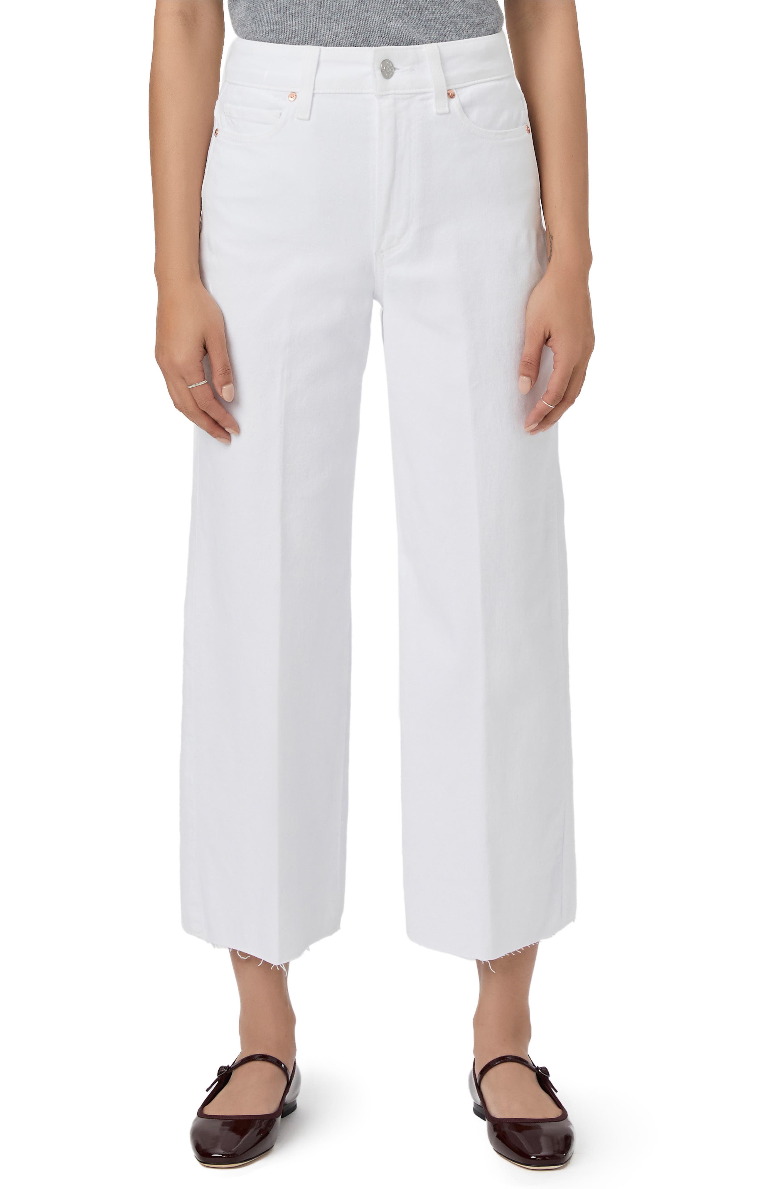 selected CRISP WHITE