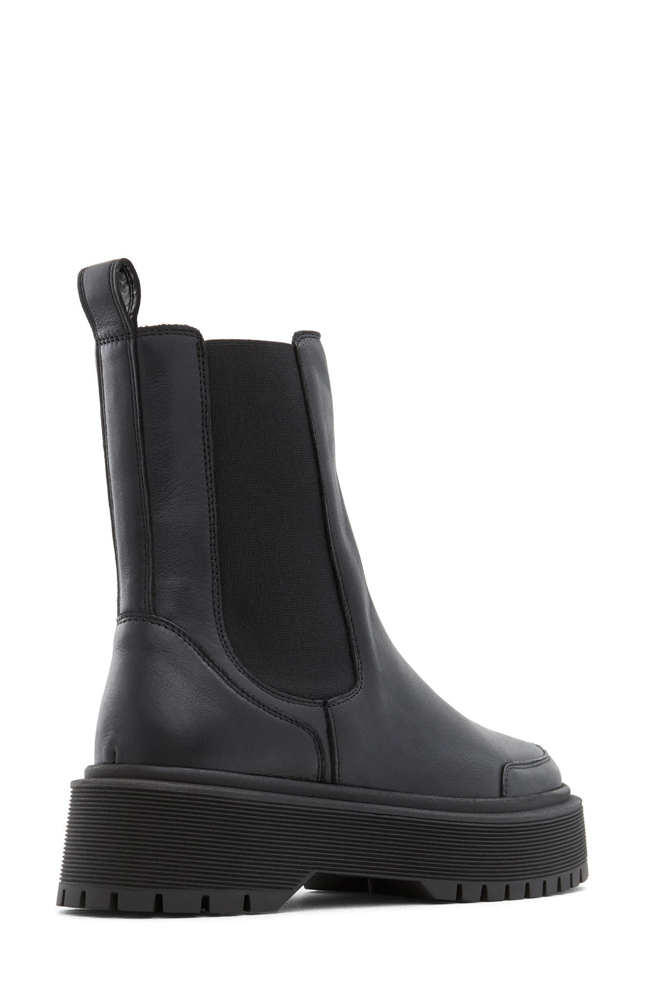 Who What Wear Sowyer Platform Chelsea Boot, Alternate, color, 