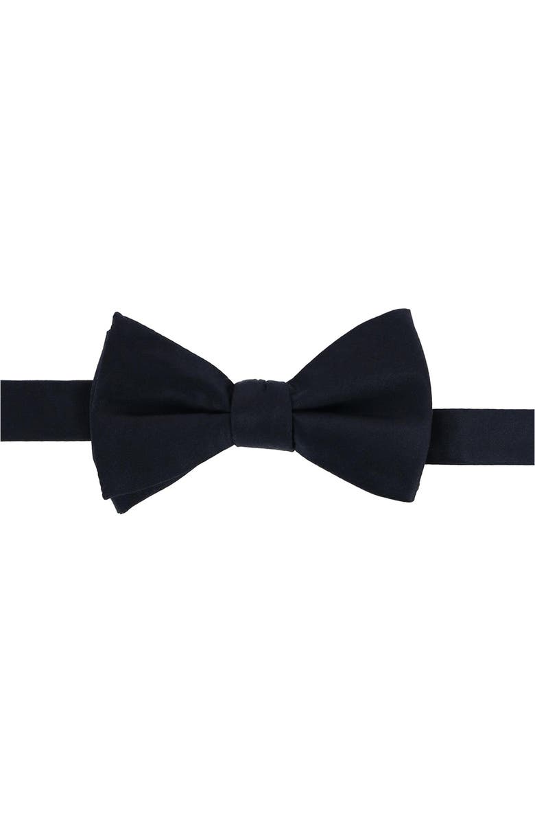 Trafalgar Sutton Pre-Tied Silk Bow Tie, Main, color, Black