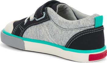 Tanner Sneaker