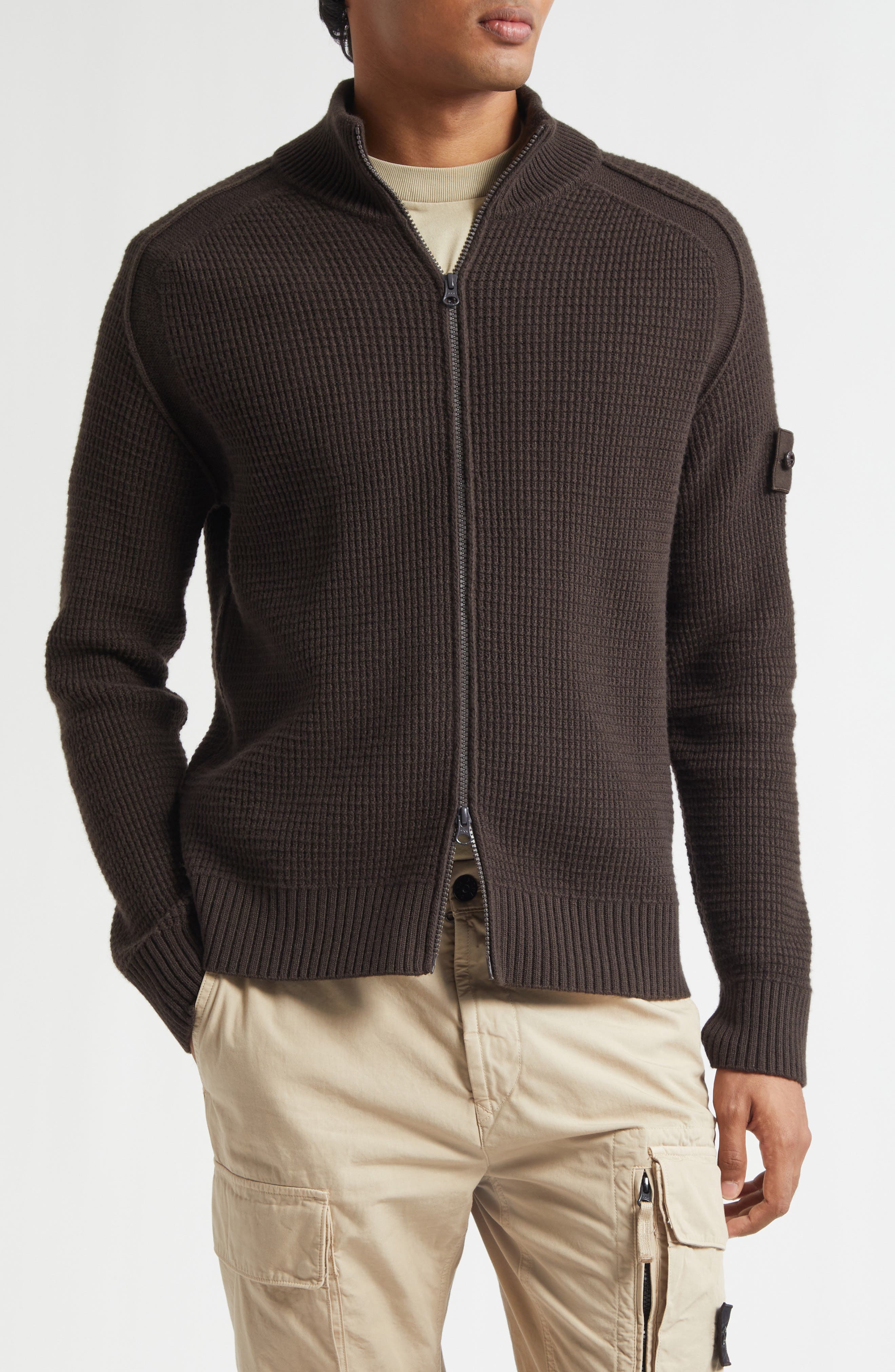 DARK BROWN