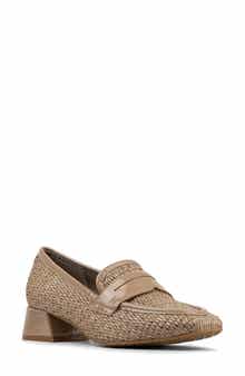 Penny Loafer Pump