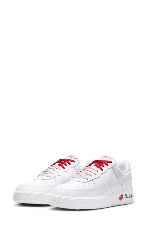 Air Force 1 '07 SE Basketball Sneaker