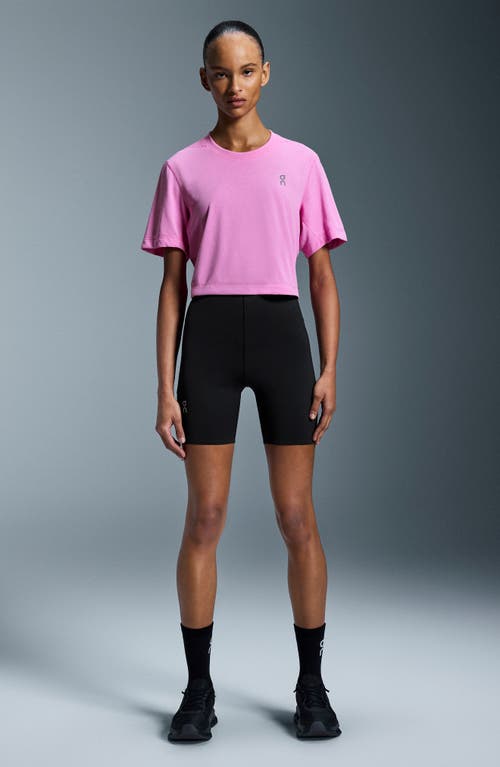 On Train-t Tech Crop T-shirt In Raspberry