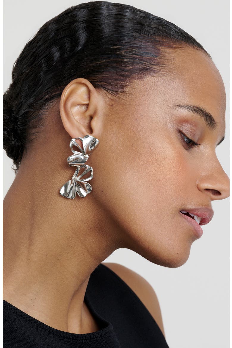 Leighanna Abstract Leaf Drop Earrings, Alternate, color, SILVER TONE