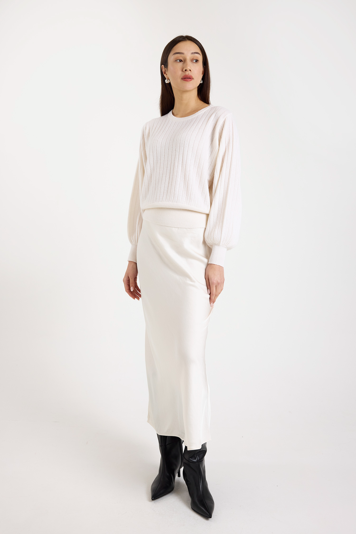 Pixie Crew Neck 100% Cashmere Sweater - image 2