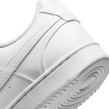 Court Vision Low Sneaker