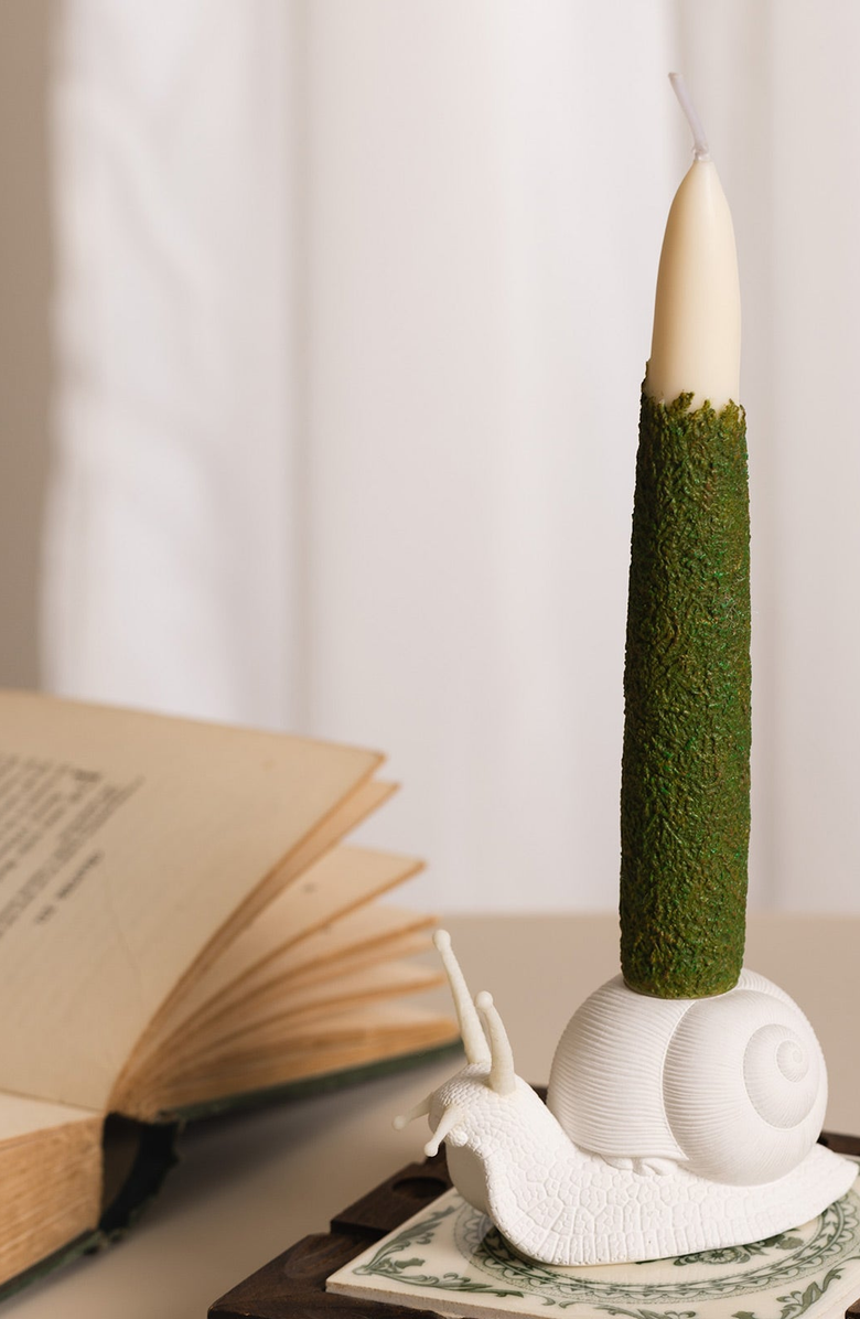Southlake gifts Taper Scented Candle and Snail Candle Holder Set, Alternate, color, Off-White / Dark Green