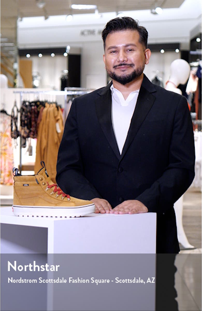 Sk8-Hi Sneaker, sales video thumbnail