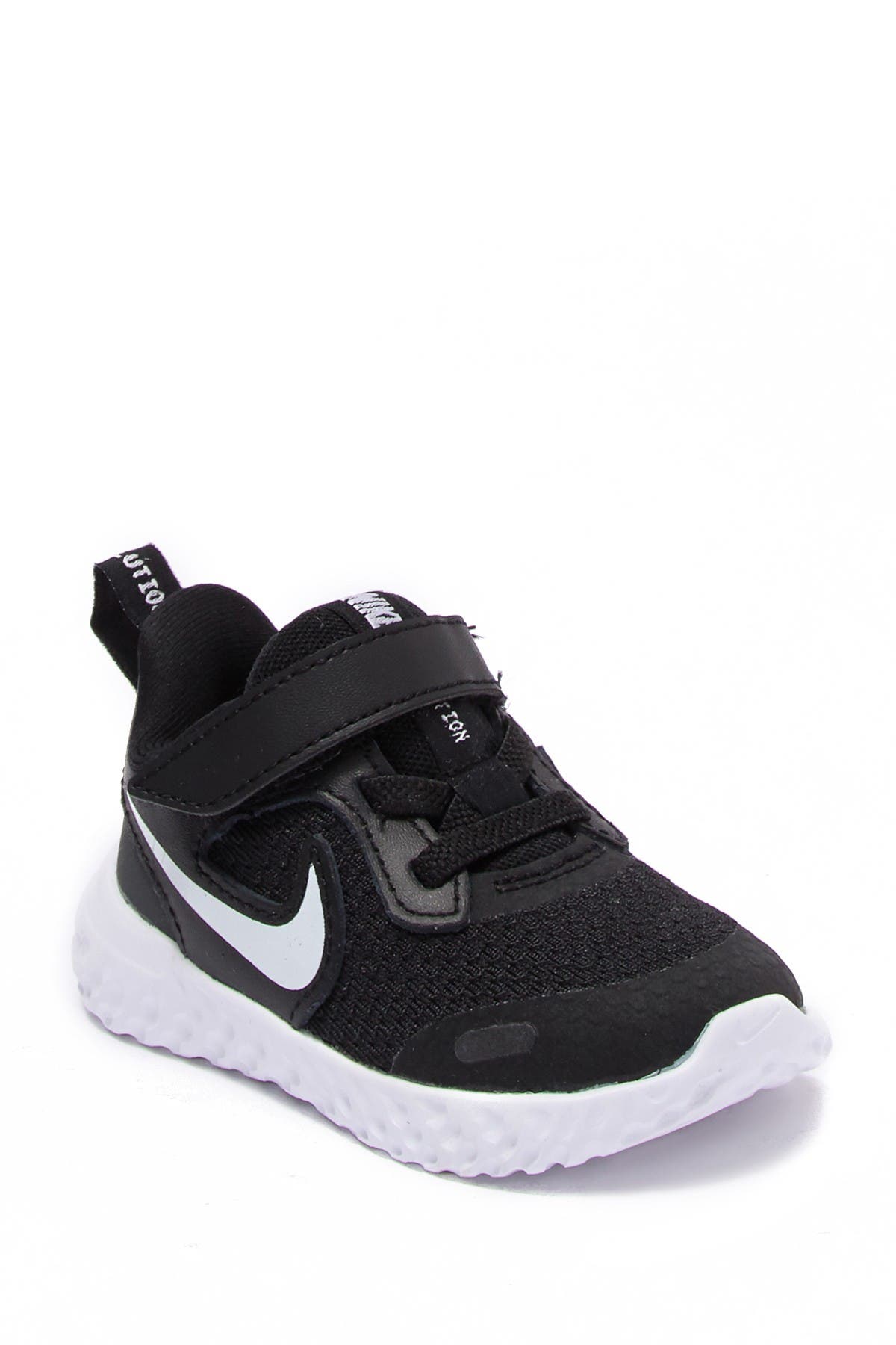 Revolution 5 Sneaker, Main, color, 003 BLACK/WHITE