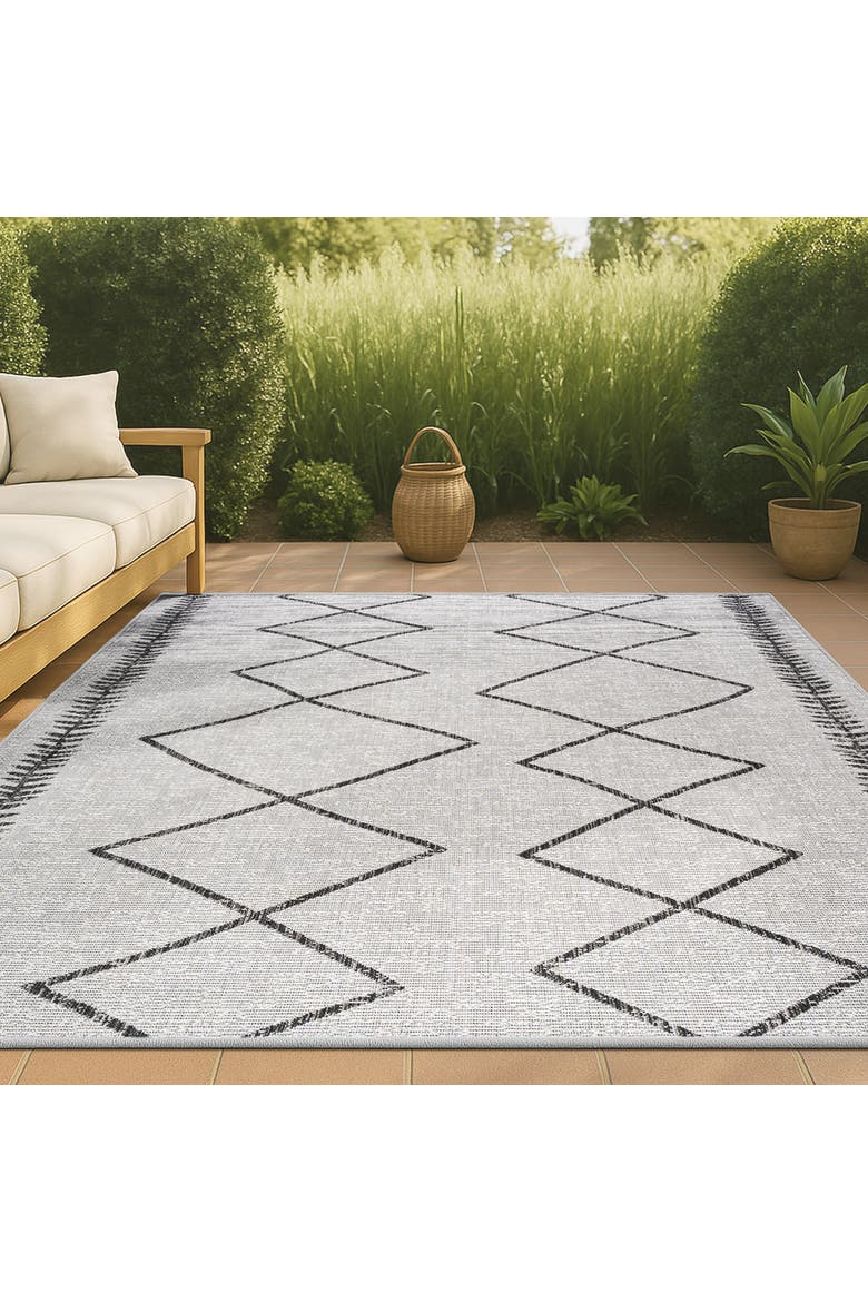 Derya  Diamond Trellis Indoor/Outdoor Area Rug, Alternate, color, Ivory/Black
