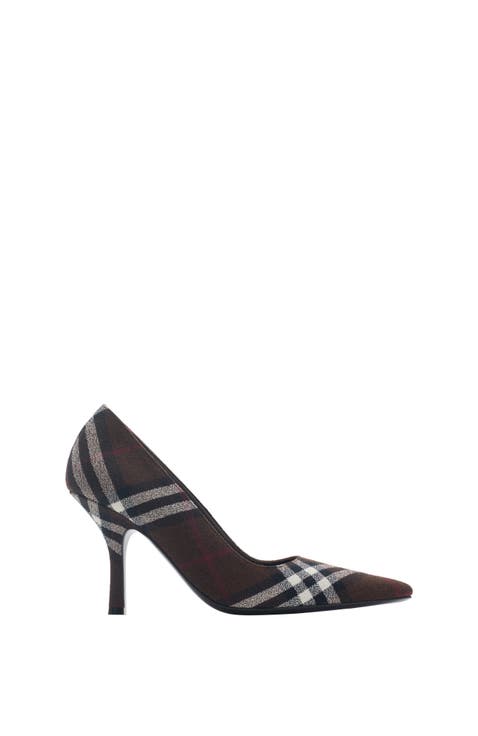 Check Dame Pumps