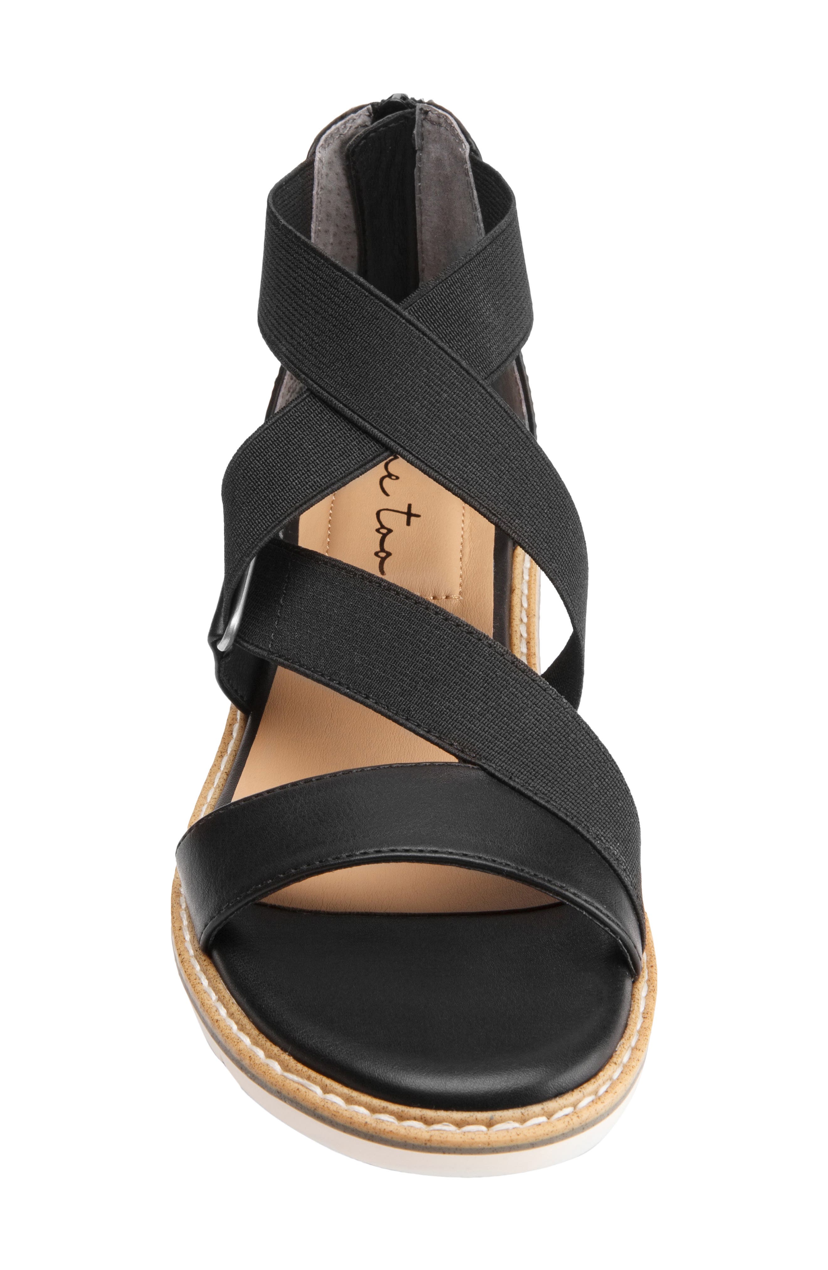 Me Too Alisa Strappy Sandal, Alternate, color, Black