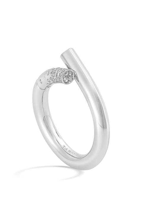 Oera Knot Diamond Bypass Ring
