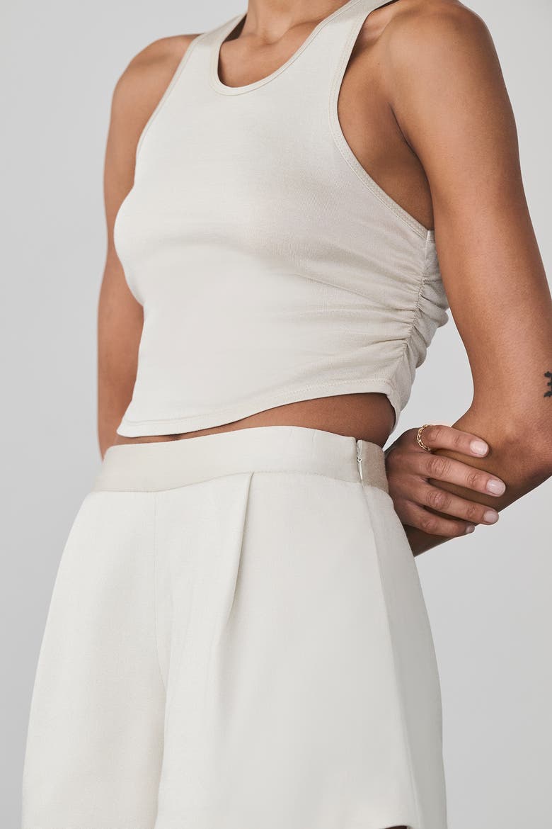 Poise Crop, Alternate, color, Bone