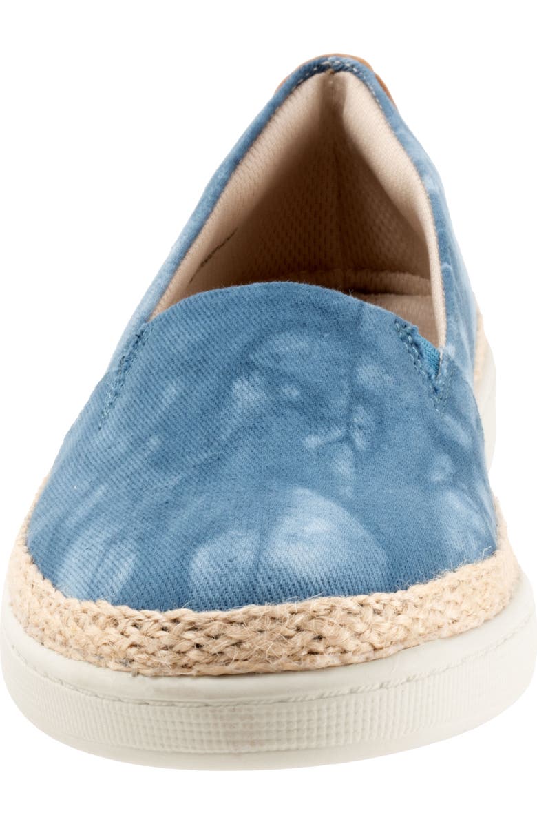Trotters Accent Slip-On, Alternate, color, Blue Multi