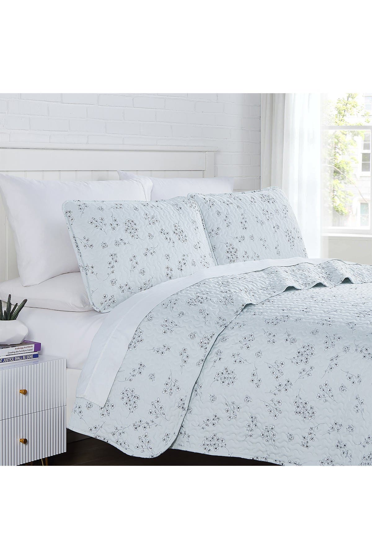 selected SWEET FLORALS BLUE