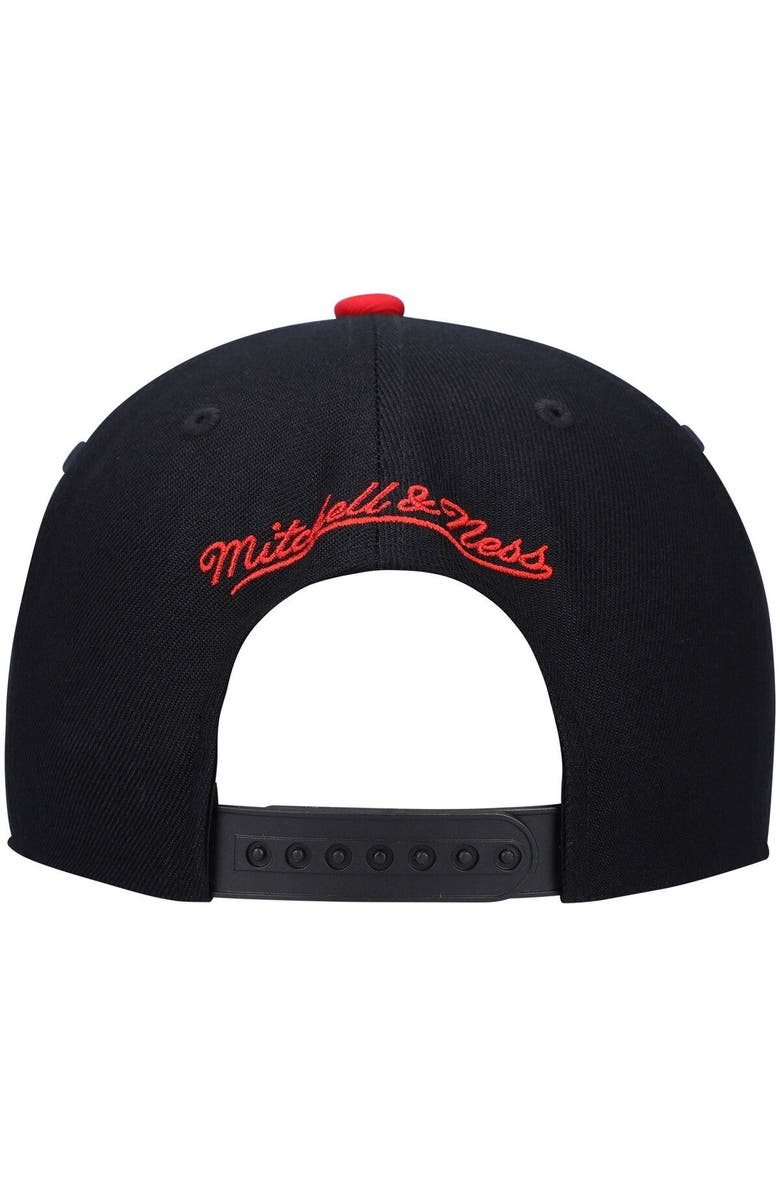 Mitchell & Ness Men's Mitchell & Ness Black/Red Philadelphia 76ers Hardwood Classics Team Two-Tone 2.0 Snapback Hat, Alternate, color, Black