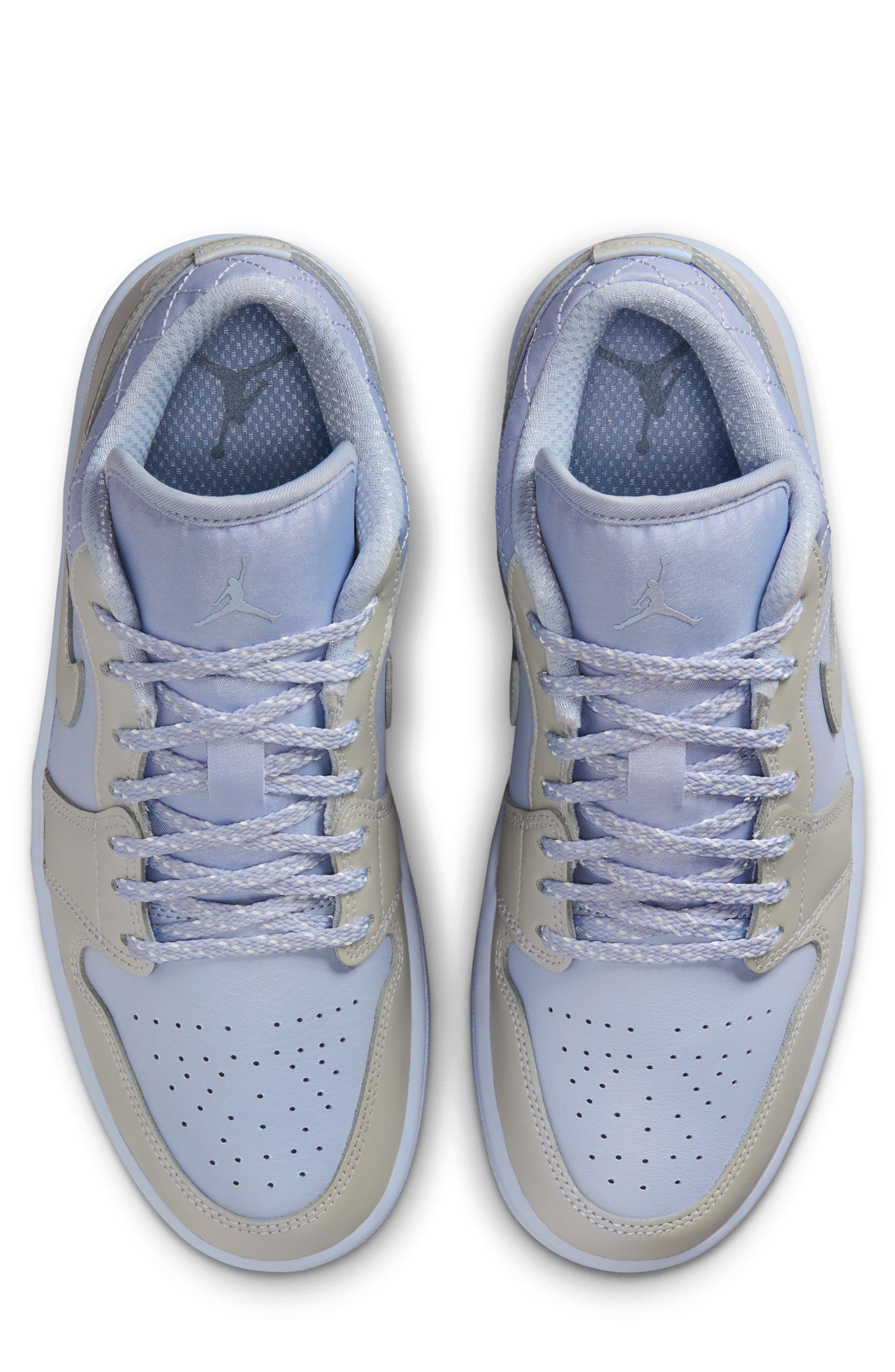 Jordan Air Jordan 1 Low SE Basketball Sneaker, Alternate, color, Ghost/ Pure Platinum/ Sail